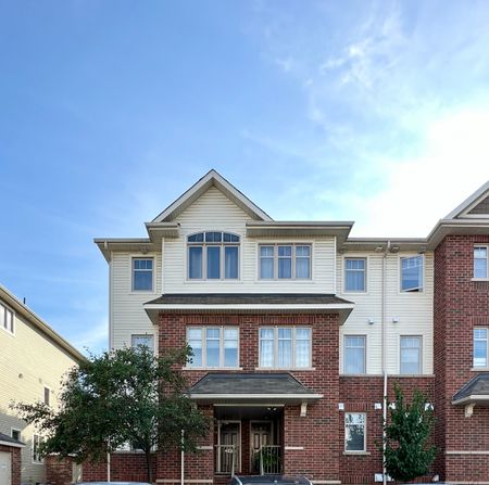 For Lease - 251 Keltie Private Unit# 6, Barrhaven, Ontario - Photo 2