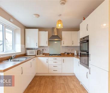 Lupin Close, - Photo 5