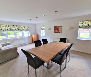 3 Bedroom Detached To Let - Photo 4