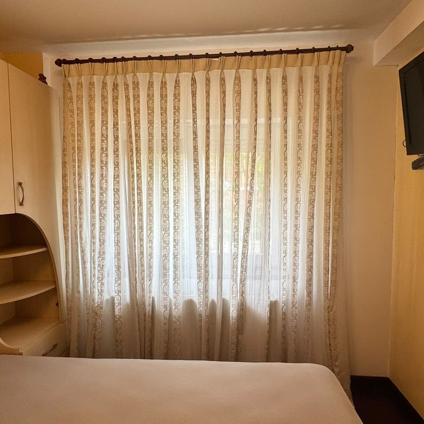 Apartament cu 3 camere de închiriat | Zona Biserica Sf.Apostol Andrei - Photo 1