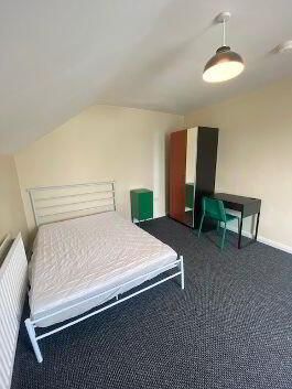 **student Property**, 19a Rosemount, Derry, BT48 0HH - Photo 3