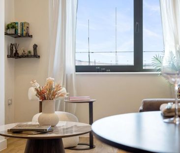 1 bedroom flat to rent - Photo 2