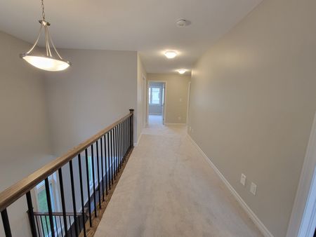 UpperLevel-1347 Grayson Dr, Kingston, ON K7M 0H3 - Photo 3