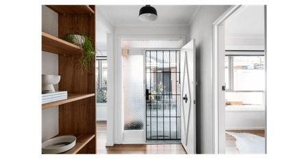 Stylishly Renovated 2-Bedroom Unit in Prime Carnegie Location - Photo 3