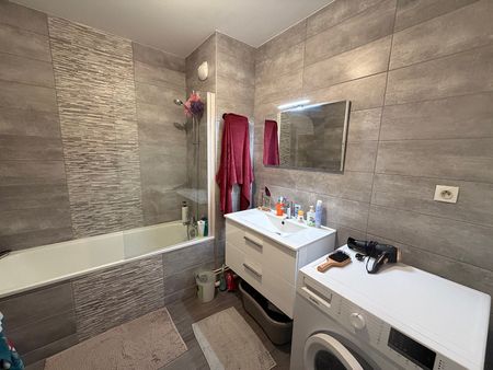 Location Appartement 2 pièces 50m² - Photo 4