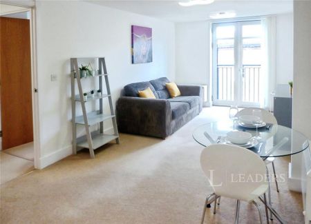 1 bedroom flat to rent - Photo 4
