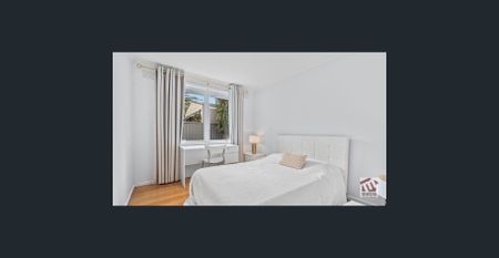 INVITING & SPACIOUS FAMILY HOME! - Photo 5