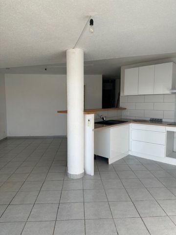 Location Appartement 2 pièces 55m² - Photo 2