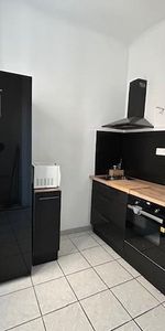 Location Appartement 2 pièces 45m² TOULON 83100 - Photo 4