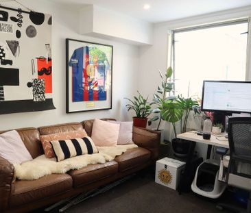 Spacious Two-Bedroom Apartment in Auckland CBD - Photo 5