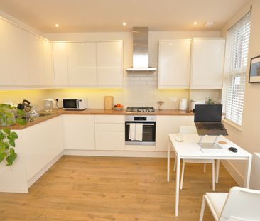 1 Bed Flat, High Road, N2 - Photo 6