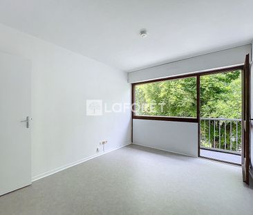 Apartment - Photo 2