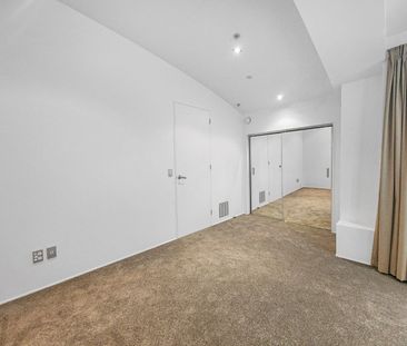 ***Welcome home to 137/72 Tory Street*** - Photo 1