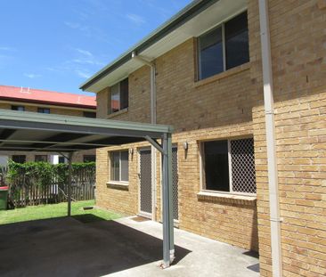 Handy 2 bedroom Townhouse in Central Caboolture Location - Photo 2