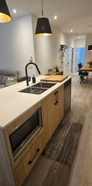 4 1/2 à louer - Photo 1