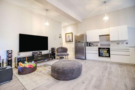 2 bedroom apartment to rent - Photo 4