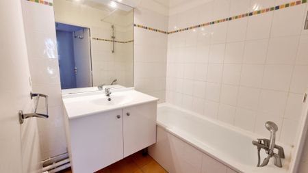 Location Appartement 2 pièces 47m² - Photo 4