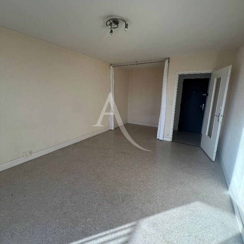 Location Appartement 1 pièce - Photo 1