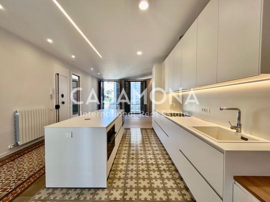 Stylish 2-Bedroom Apartment with Balconies by Carrer de Verdi - Photo 1