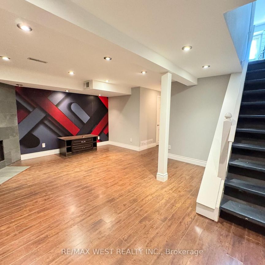 For Lease - 1342 Roylen Road, Oakville, Ontario - Photo 1