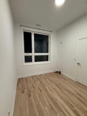 For Lease - 3250 Carding Mill Trail Unit# 101, Oakville, Ontario - Photo 1