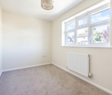 3 bedroom detached house to rent - Photo 3