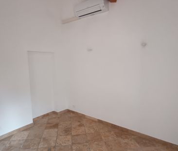 Maison de Village Climatisé BESSE SUR ISSOLE 45m² 3 Pièce(s), - Photo 2