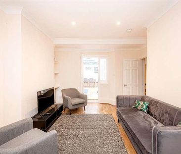 Cambridge Gardens, London, W10 - Photo 1