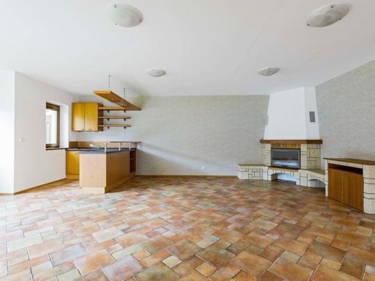 Pronájem domu 410 m2 - Fotografie 1