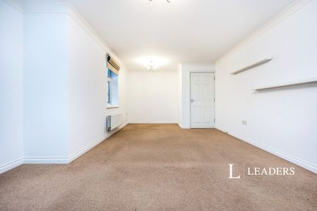 2 bedroom apartment to rent Colossus Way, Bletchley, Milton Keynes, Buckinghamshire, MK3 - Photo 2