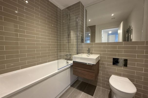 Castleward Boulevard - Photo 1