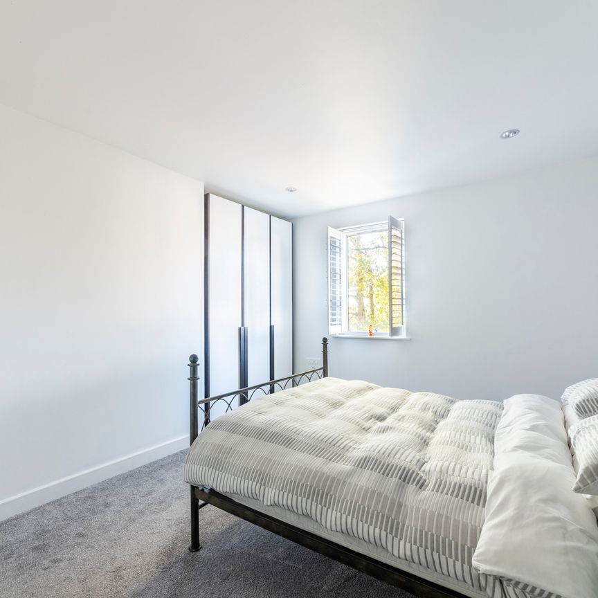 Apartment 19, Dee Hills Park, Deeside Court Dee Hills Park, Chester - Photo 1