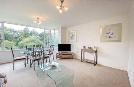 3 bedroom apartment to rent - Photo 2