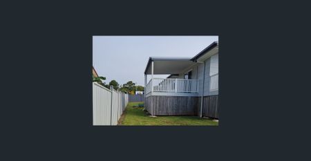 Family Home Close to Town - Photo 4