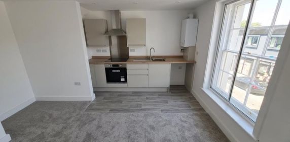 Market Street, Oakengates (A) - £725 pcm - Photo 2