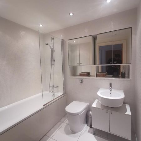 1 Bed Flat | £460 pw - Photo 3