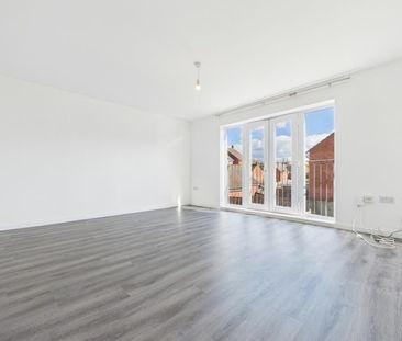 Thatcham Avenue, Kingsway - Photo 2