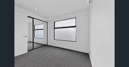 Modern, Spacious & Low-Maintenance Living - Photo 4