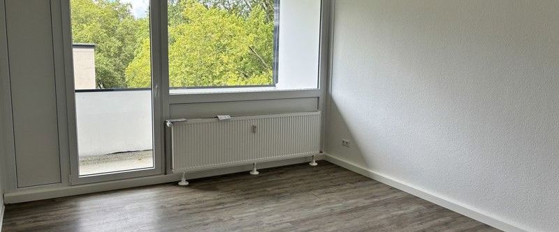 Mitten drin! Günstig geschnittene 3,5-Zi.-Wohnung - Foto 1