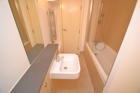 1 bedroom apartment to rent - Photo 5