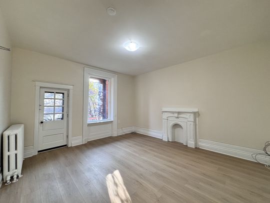 For Lease - 321 HUNTER Street Unit# UNIT-1, Hamilton, Ontario - Photo 1