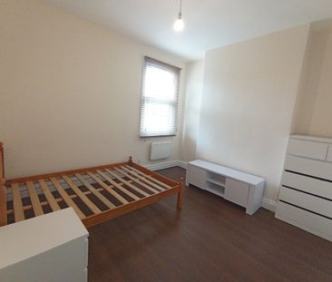 1 Bed Flat, Crescent Road, N22 - Photo 4