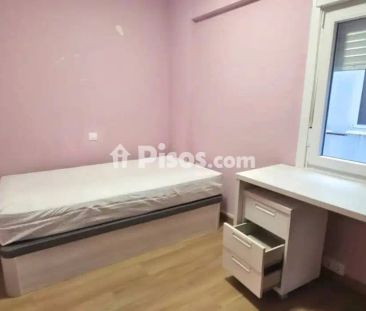 Piso en alquiler en Centro - Photo 4