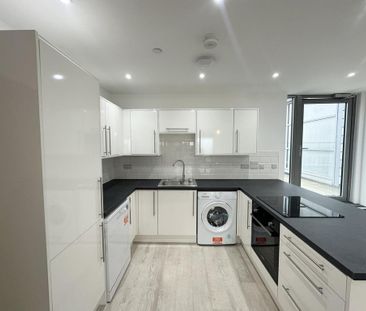 2 bedroom penthouse to rent - Photo 6