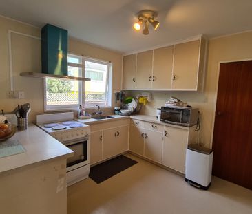 Epuni Living - Photo 3