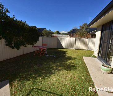 2/93 Margaret Street, Orange, NSW 2800 - Photo 1