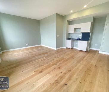 Location Appartement 3 pièces 69m² POITIERS 86000 - Photo 4