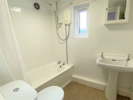 Middle Street, Taunton - Photo 5