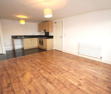 2 Bedroom Flat / Apartment to let - Photo 1