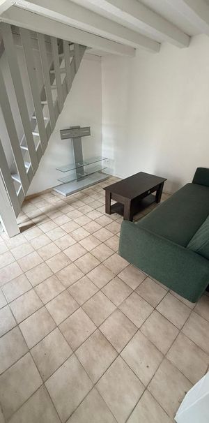 Location Appartement 2 pièces 28m² DOUAI 59500 - Photo 1